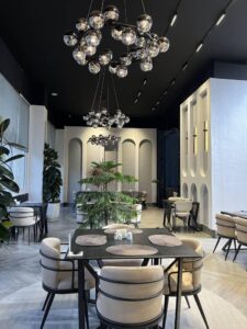 خانه مسافر – سوییت دو نفره اقتصادی اقای خانی کد۱۰۴