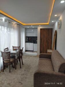 خانه مسافر – اقامتگاه پدربزرگ ۲