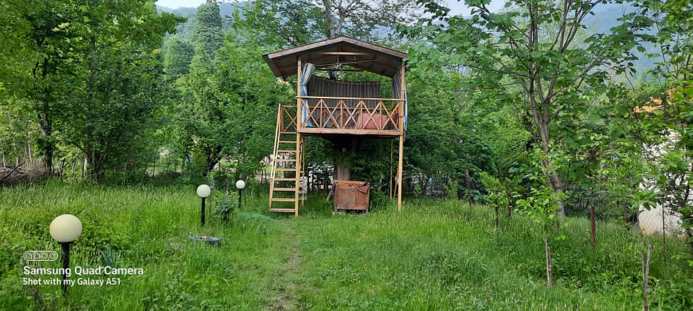 کلبه سیمرغ سنتی ننه شهربانو استخرگاه