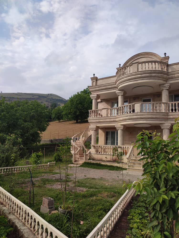 ویلای آقای ضیایی دفراز