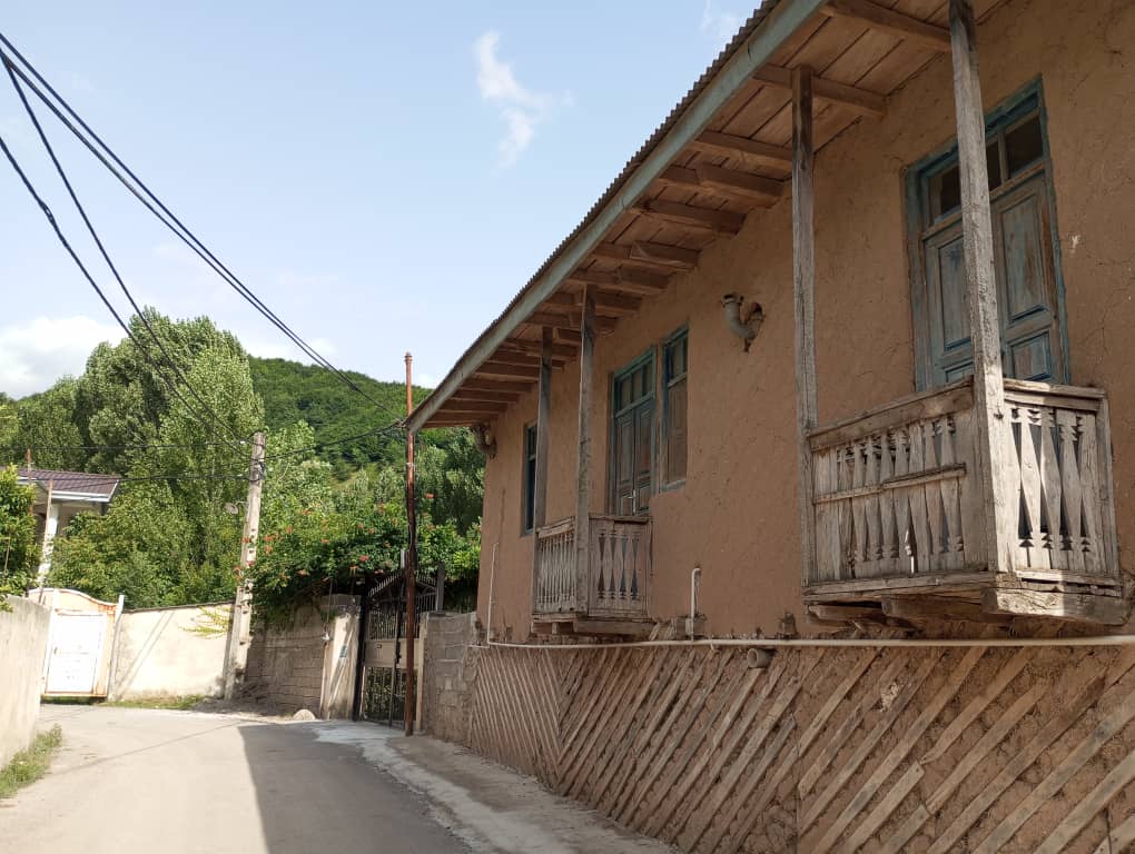 خانه سنتی چیاکوخانم احمدی شیرکوه