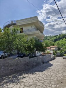 خانه مسافر – ویلا تراس دار اقای نوری رشی