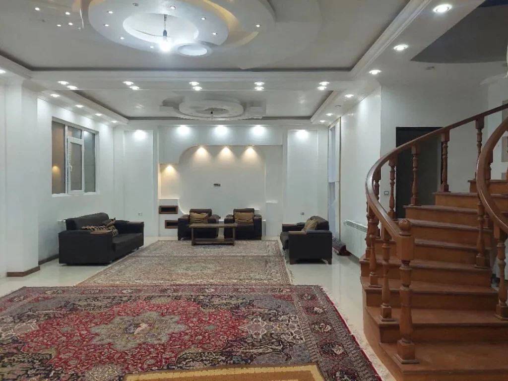 ویلا استخرجان عمارت لوکس
