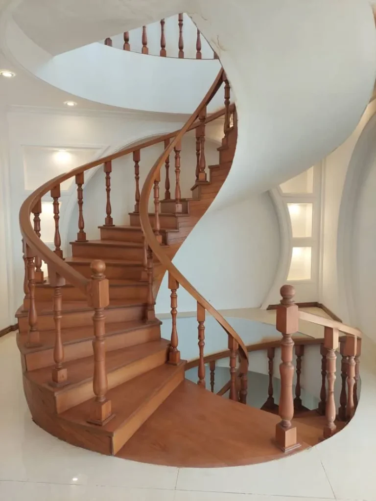 ویلا استخرجان عمارت لوکس