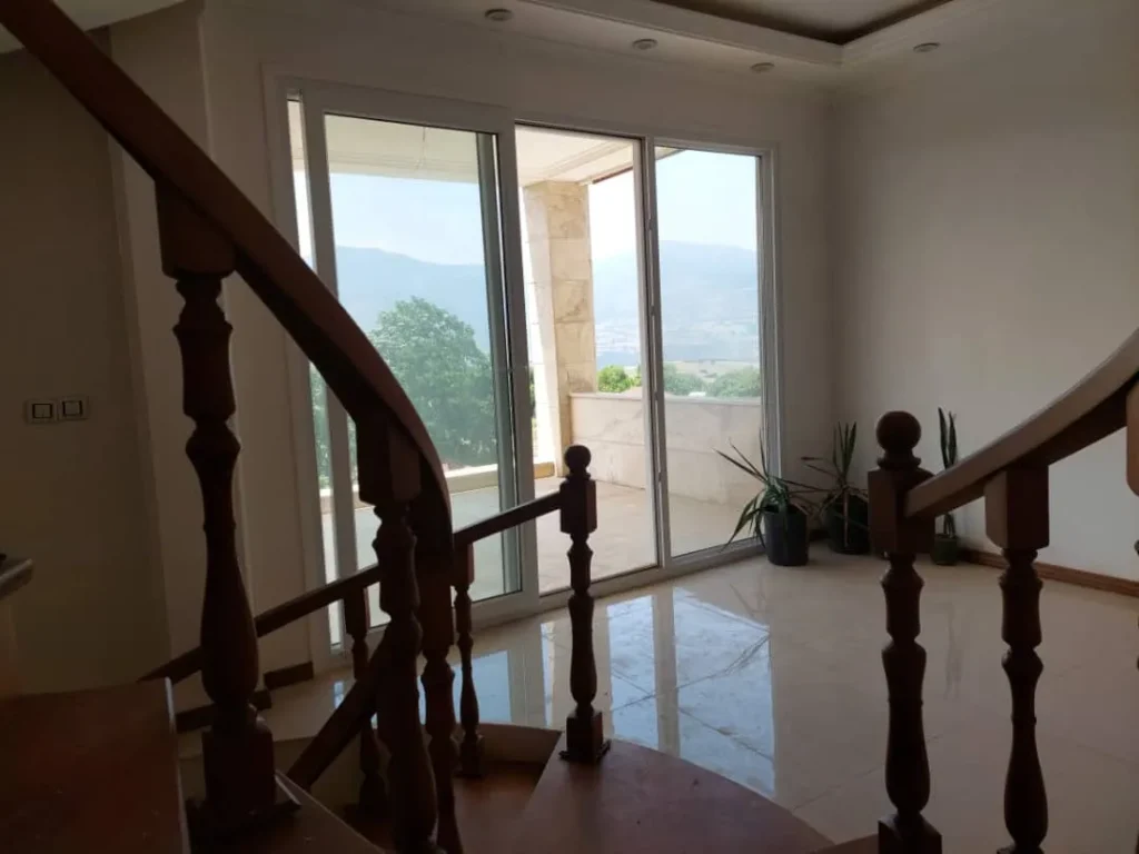 ویلا استخرجان عمارت لوکس
