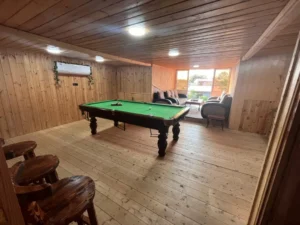 خانه مسافر – اجاره ویلا استخردار ساحلی نزدیک دریا + استخر آب گرم ۲۴ ساعته