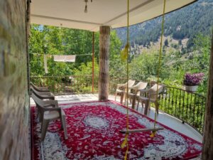 خانه مسافر – ویلاتراس دار روستای رودخانه