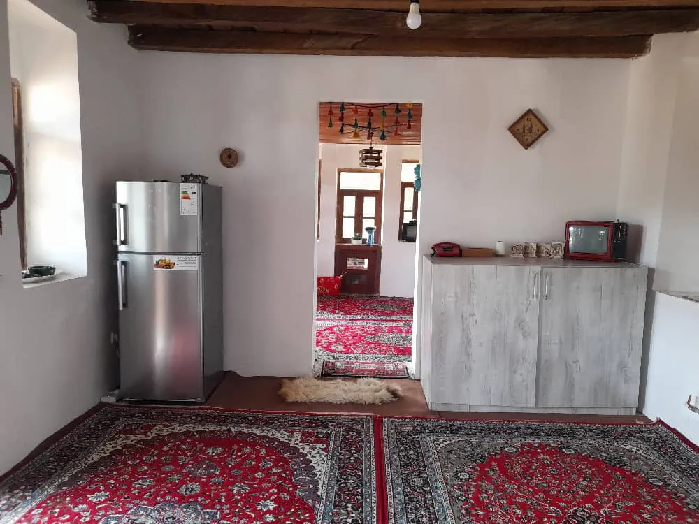 خانه سنتی ننه خاور