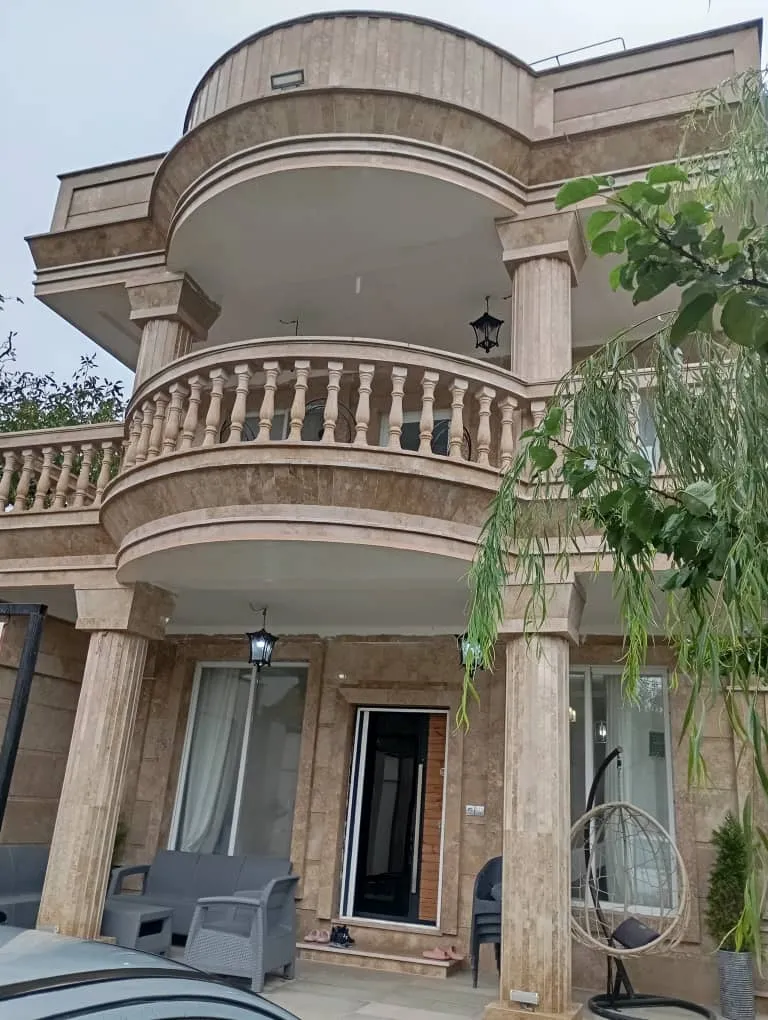 ویلا استخرگاه