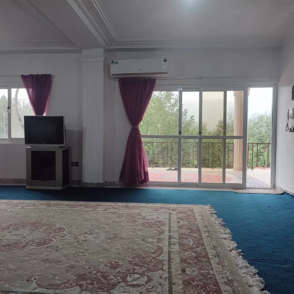 ویلا تراس‌ دار حلیمه‌ جان دو طبقه