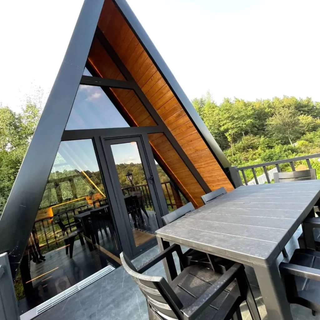 کلبه سویسی روستای کچا