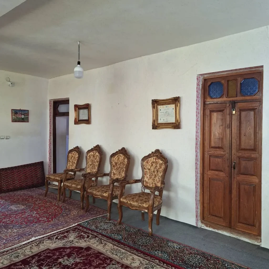 خونه روستایی استخرگاه