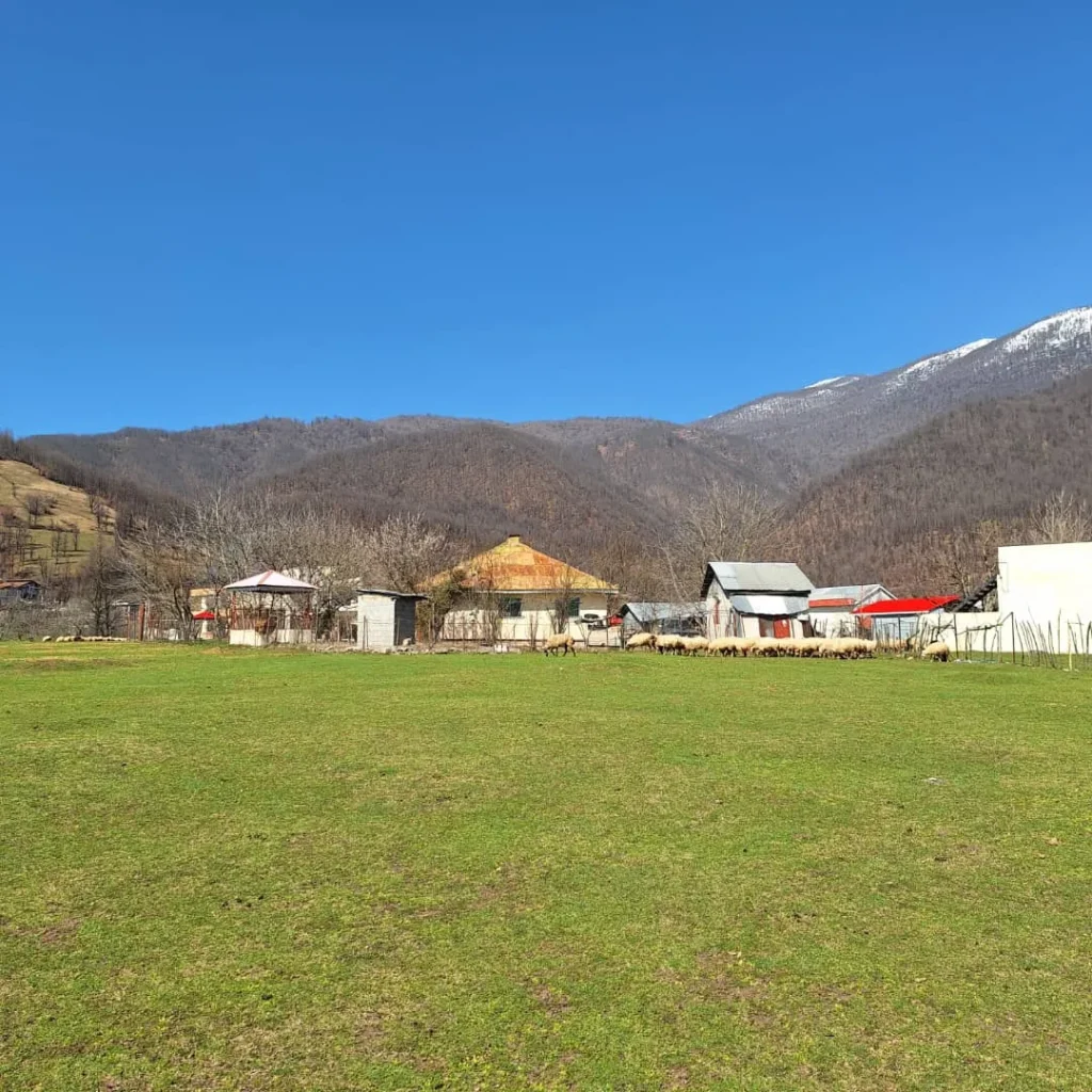 خونه روستایی استخرگاه