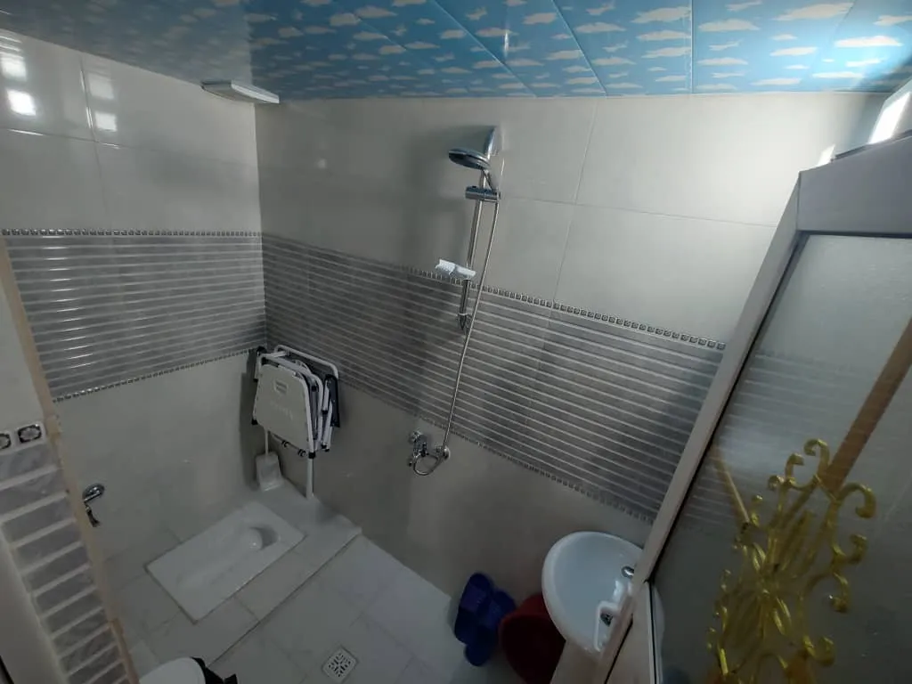 کلبه سویسی موشنگاه