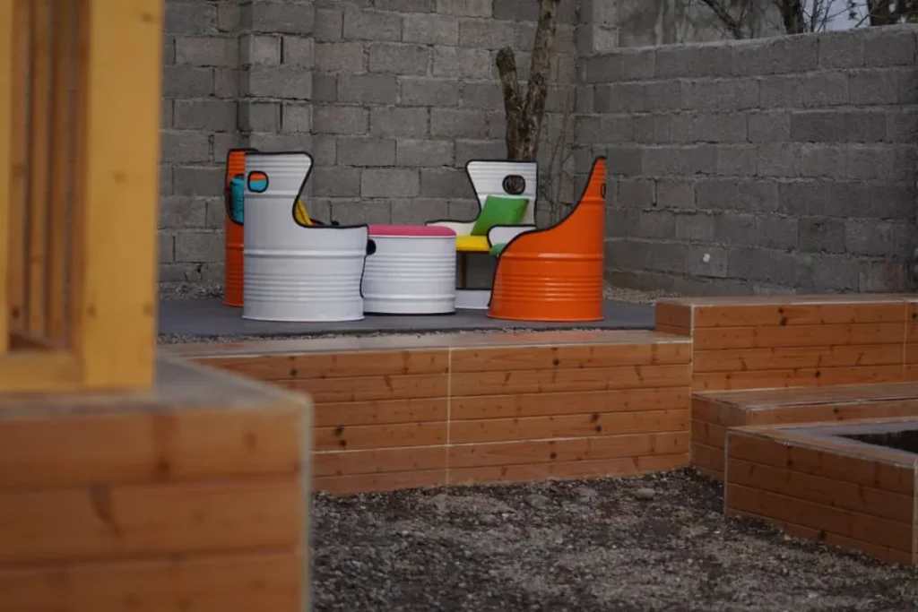 کلبه سویسی موشنگاه