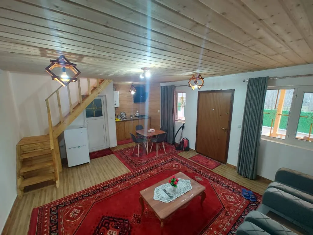 کلبه سویسی موشنگاه