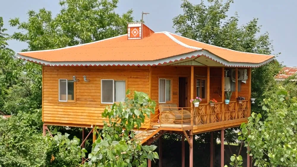 کلبه چوبی تراس دار ماسال کد ۱۹۹