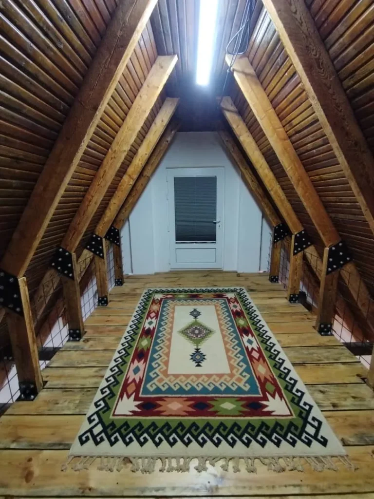 کلبه سویسی اقای صفری