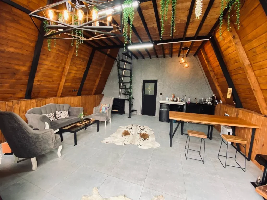 کلبه سویسی در رشت