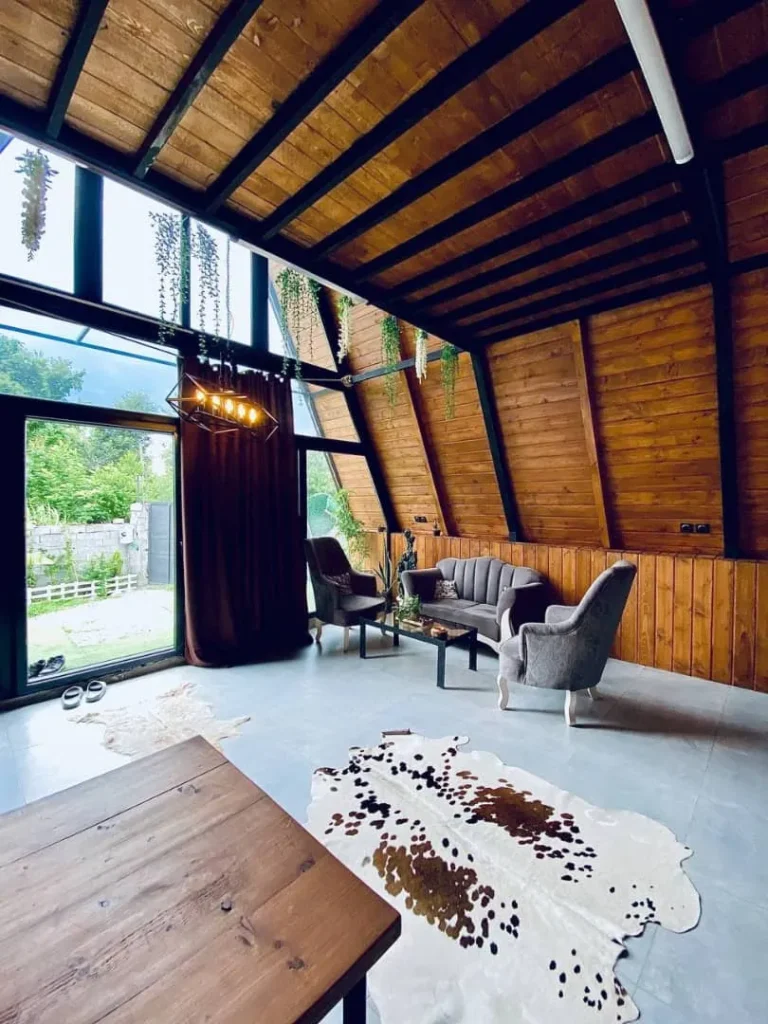 کلبه سویسی در رشت