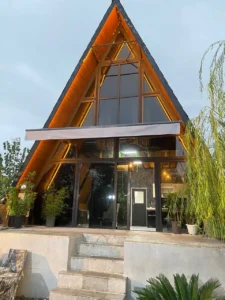 خانه مسافر – کلبه سویسی در رشت کد ۲۱۰