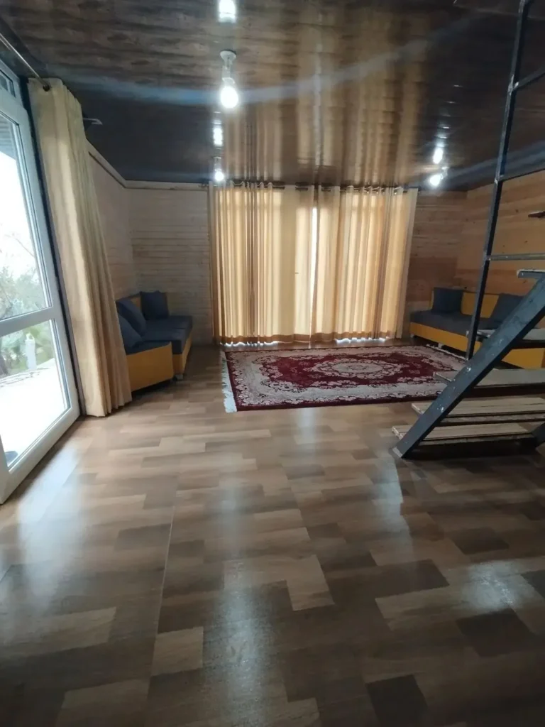 کلبه دوبلکس آقای مرادپور