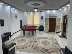 اجاره ویلا استخر دار 300 متری دو خواب در انزلی آقای آذری- کد 405