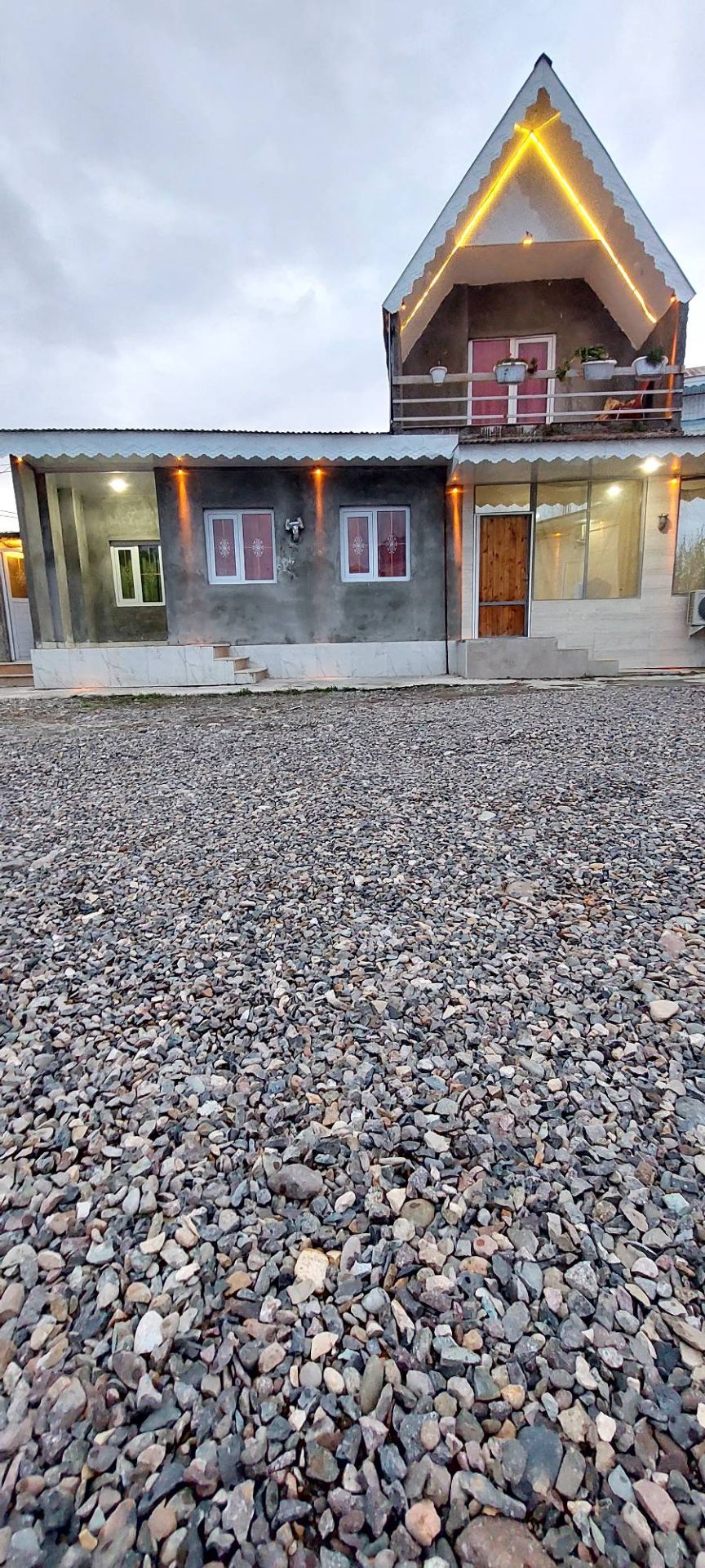 ویلا شاقاجی